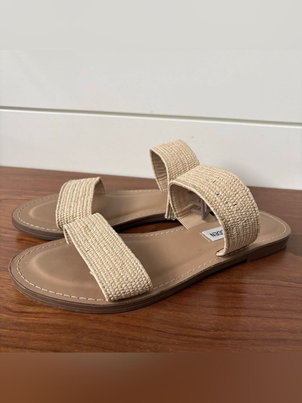 Steve Madden Women’s Dual Flat Slides Sandals Ivory Raffia Size 7 Summer Beach
